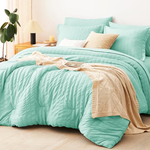 King Size Comforter Set 7 Pieces Mint Green Seersucker Bed in a Bag