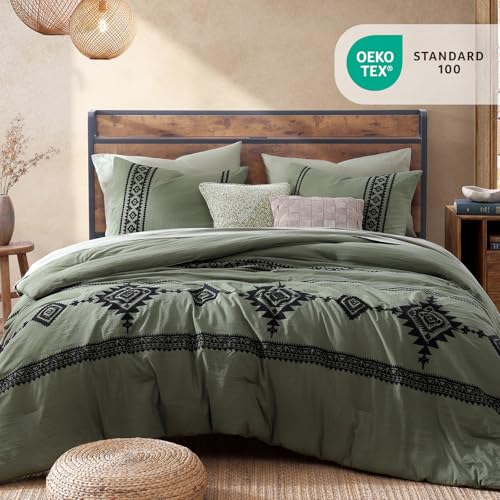 Embroidery King Size Comforter Set 7 Pieces Western Bed in a Bag