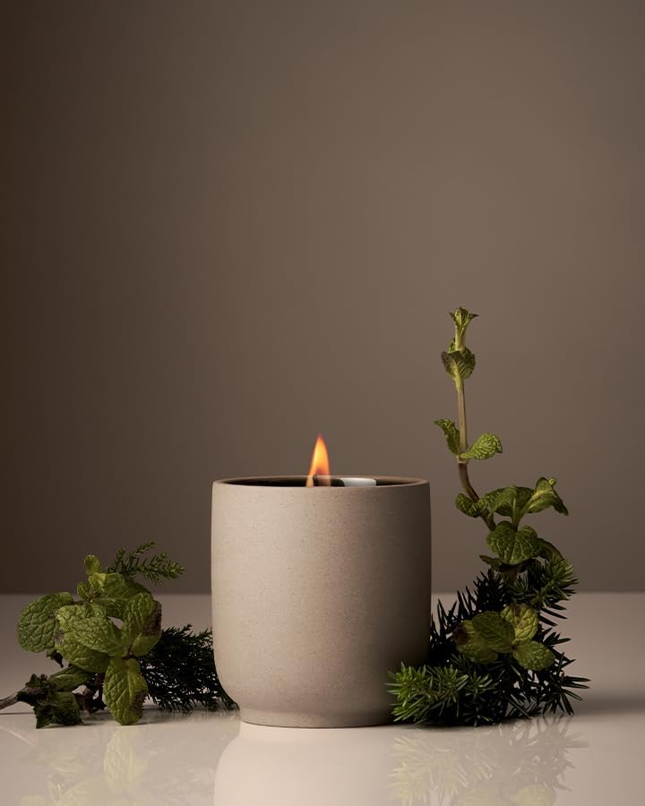 by Courteney Cox Luxury Scented Candle