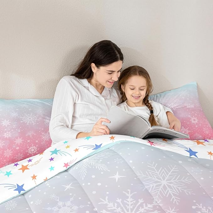 Feelyou Christmas Comforter Set Toddler Size Winter Snowflake Bedding Set for Kids Boys Girls Blue Pink Gradient Duvet Quilt Bedroom Decor Microfiber 2 Pcs with 1 Pillow Cases