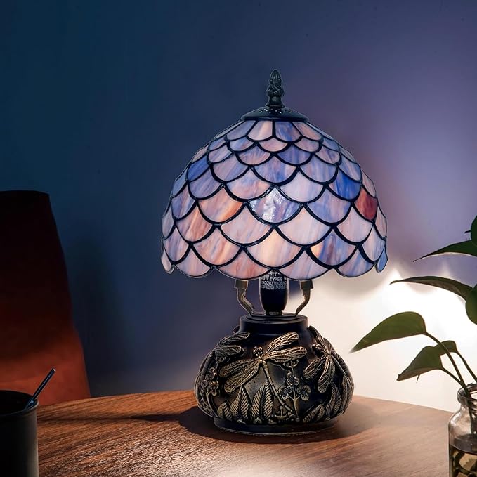 Tiffany Style Table Lamp, Gradient Stained Glass Wisteria Desk Lamp