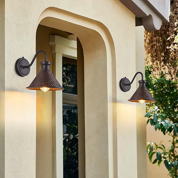 Dusk to Dawn Outdoor Gooseneck Wall Sconce
