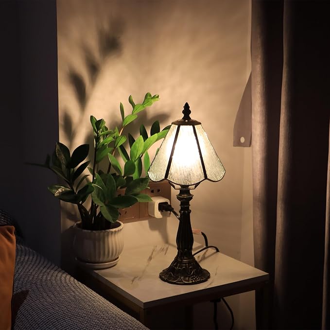Small Stained Glass Table Lamp Transparent Bark Pattern Style Stained Glass
