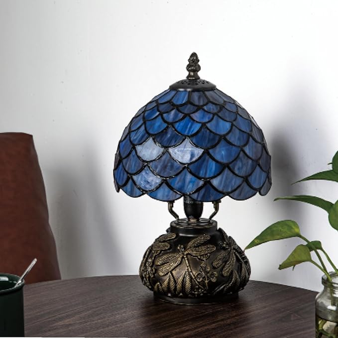 Tiffany Style Table Lamp, Gradient Stained Glass Wisteria Desk Lamp