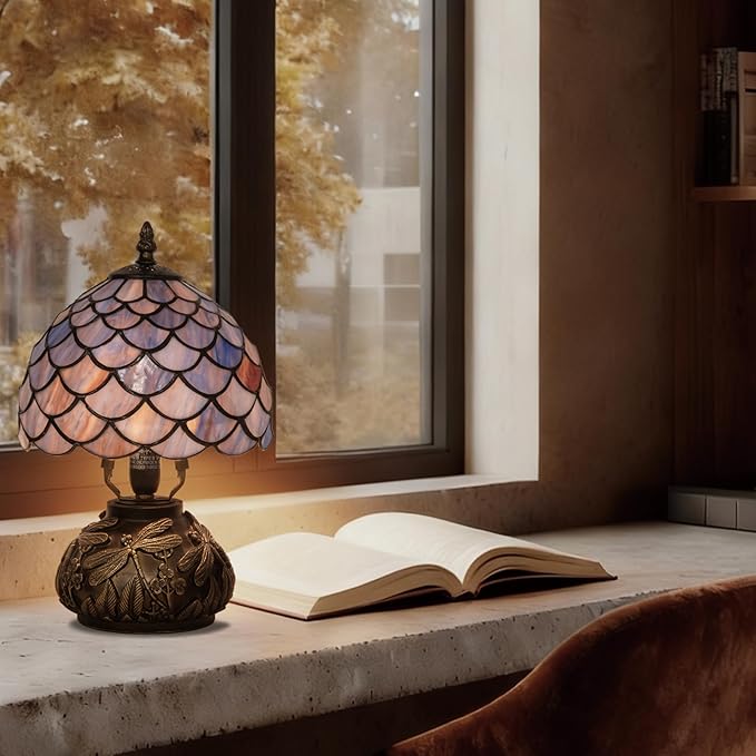 Tiffany Style Table Lamp, Gradient Stained Glass Wisteria Desk Lamp