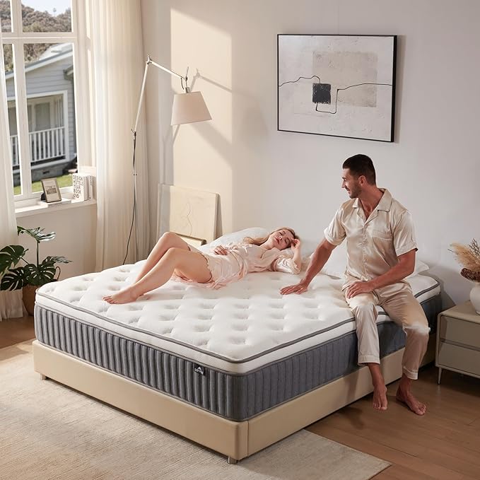 King Size Mattress 12 Inch, Hybrid Memory Foam Mattress with Zoned Pocket Coils Support and Motion Isolation Design, Strengthen Edge Support,CertiPUR-US Certified, Medium Firm in a Box