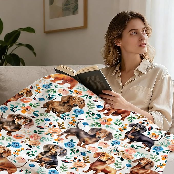 Dachshund Blanket for Women - Floral Wiener Dog Pattern Gift for Animal Lovers, Decor for Couch, Bed, Living Room - 60"x80" Adults/Twin Size